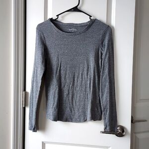 Eddie Bauer long sleeve grey top small